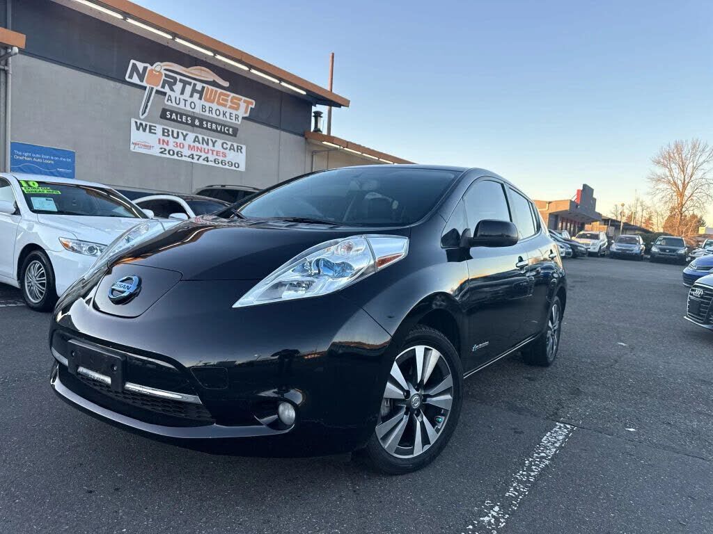 2015 NISSAN Leaf