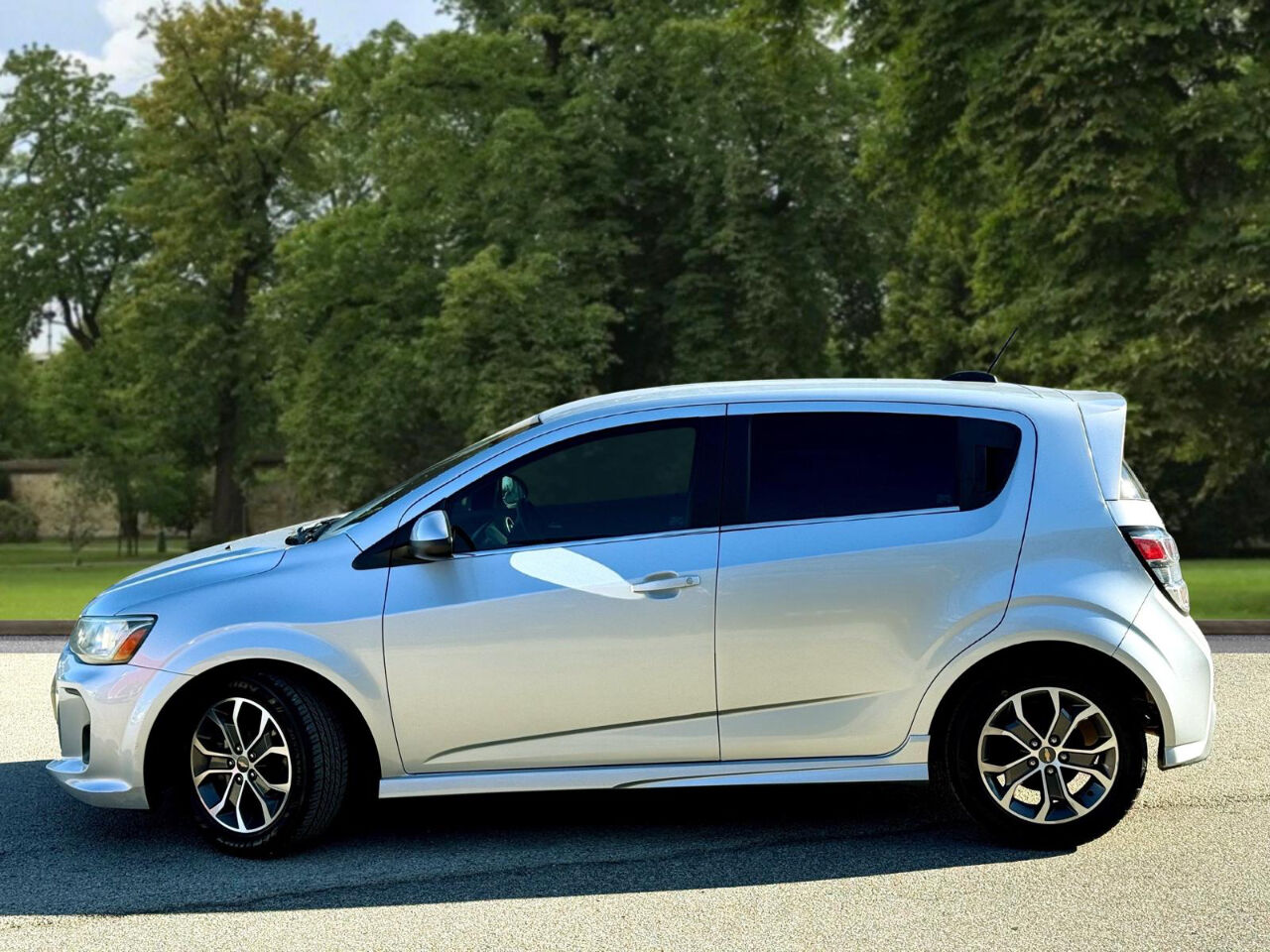 2017 CHEVROLET Sonic