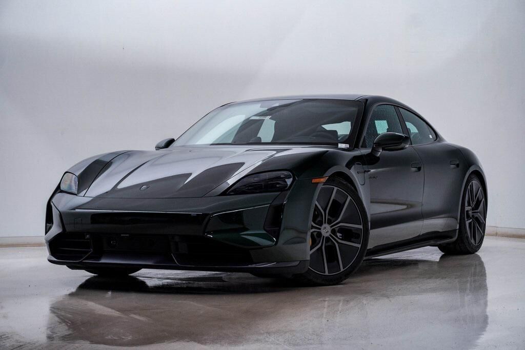 2025 PORSCHE Taycan