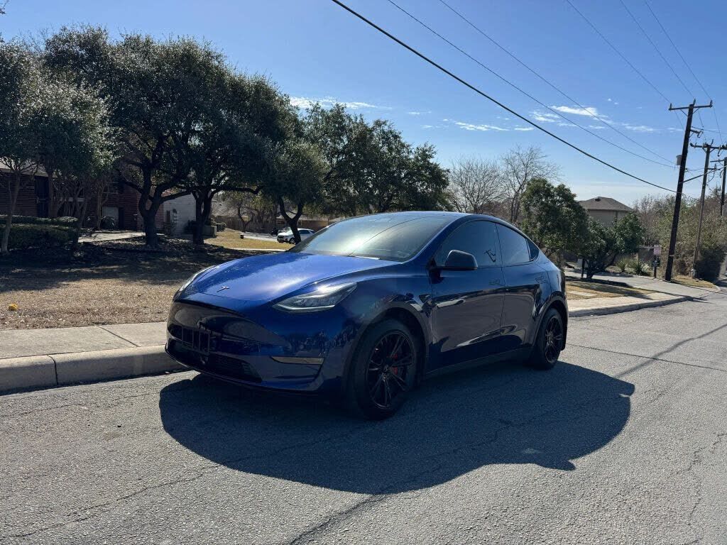 2020 TESLA Model Y