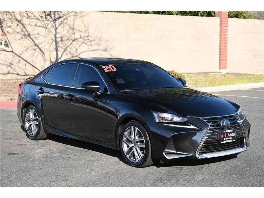 2020 LEXUS IS