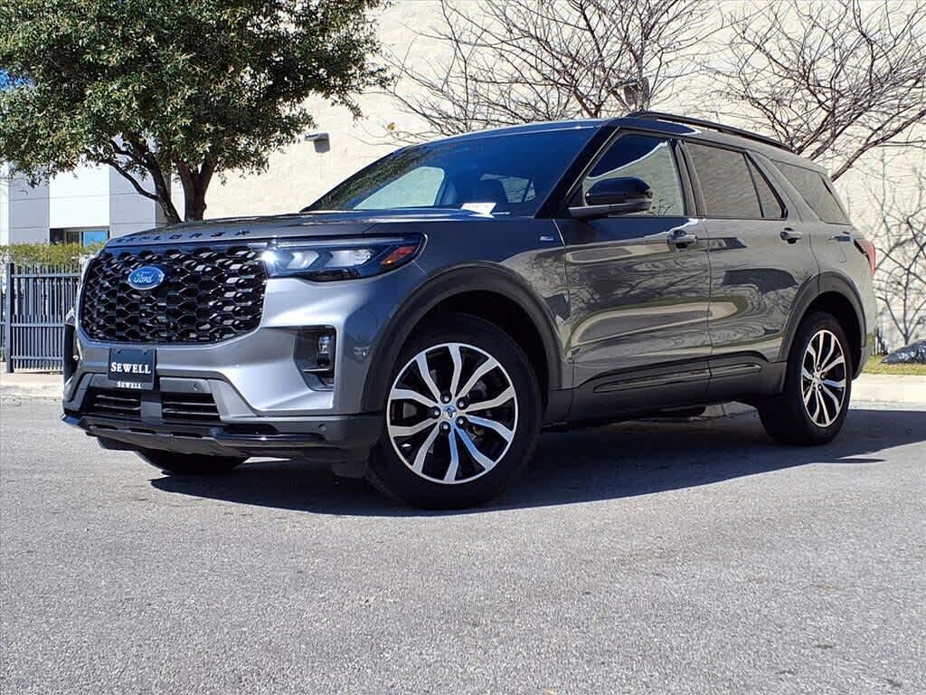 2025 FORD Explorer