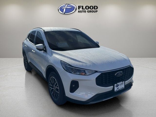 2026 FORD Escape