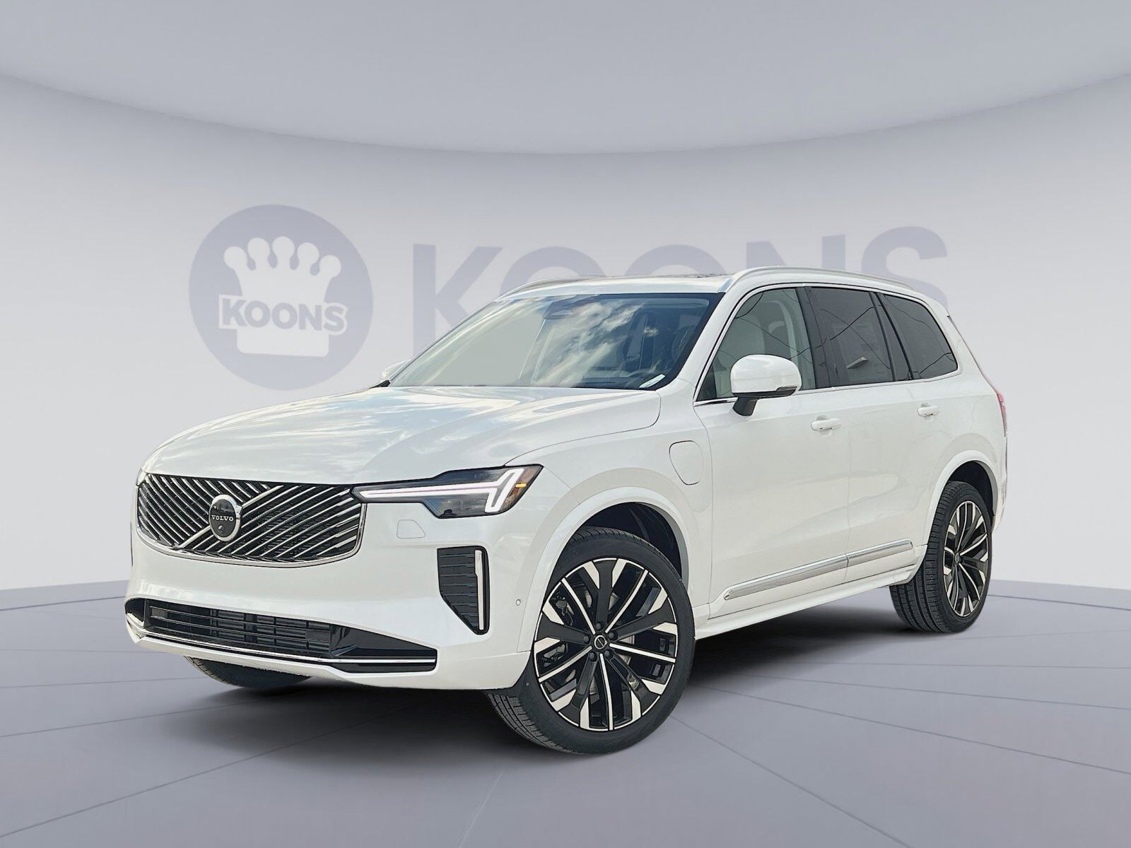 2026 VOLVO XC90