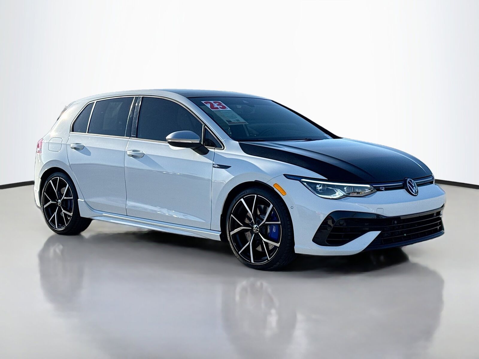 2023 VOLKSWAGEN Golf R