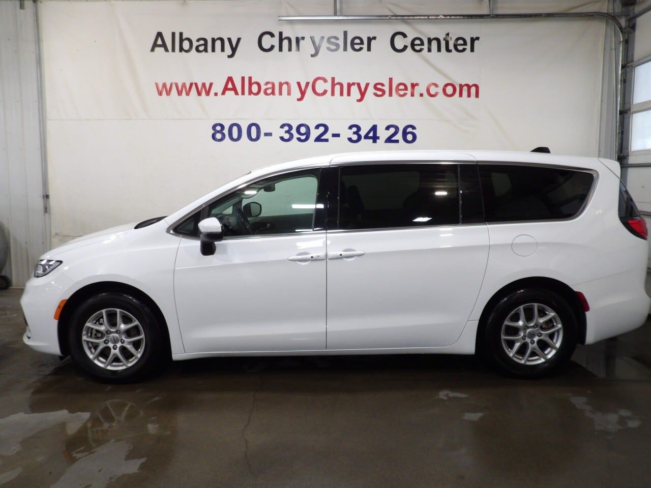 2023 CHRYSLER Pacifica