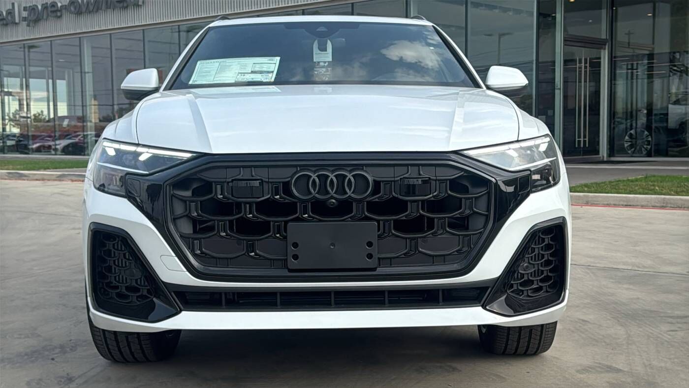 2026 Audi Q8