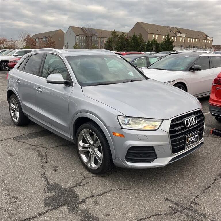 2017 AUDI Q3