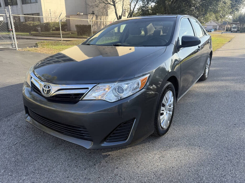 2012 TOYOTA Camry