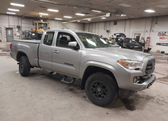 2018 TOYOTA Tacoma
