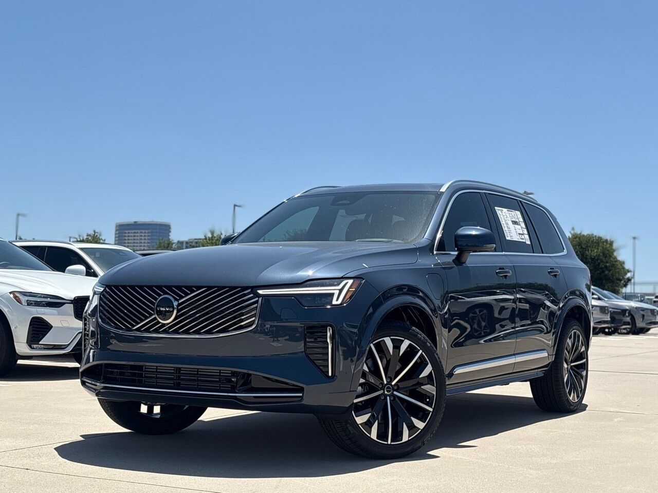 2026 VOLVO XC90