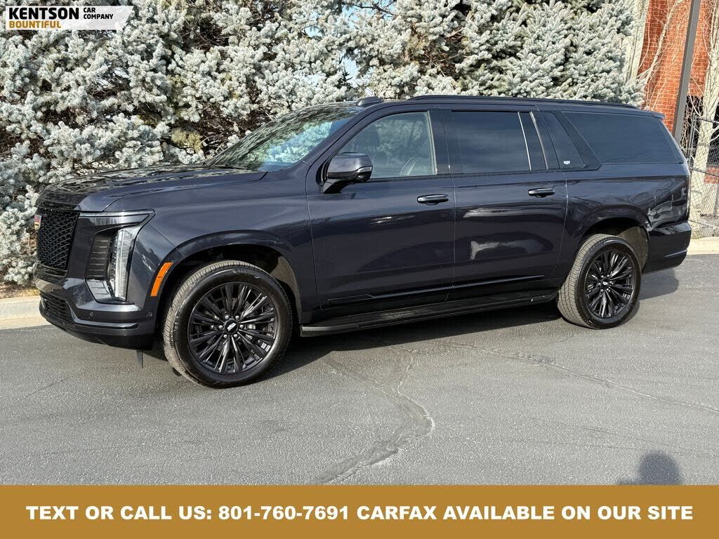 2025 CADILLAC Escalade ESV