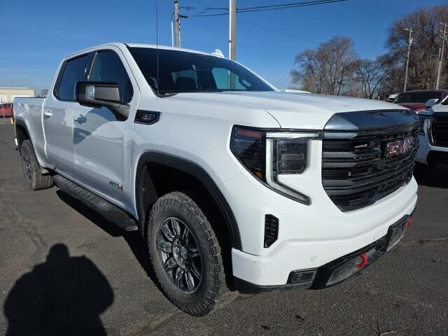 2024 GMC Sierra
