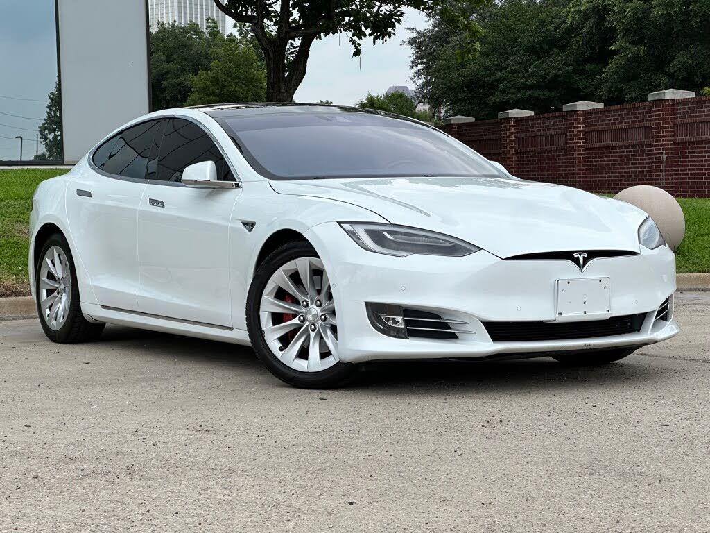 2016 TESLA Model S