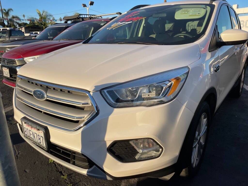 2018 FORD Escape