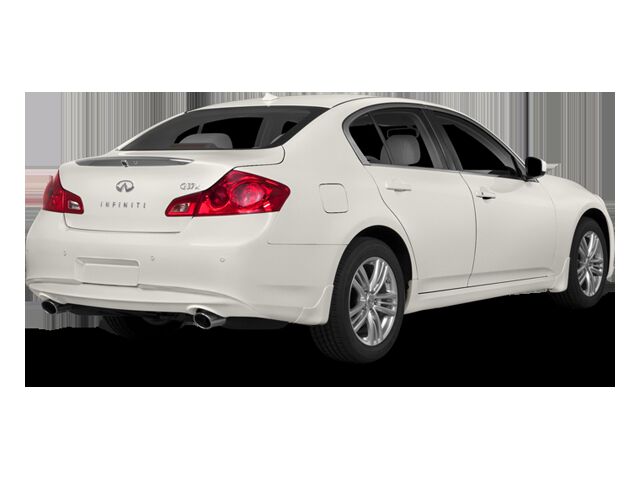 2013 INFINITI G37