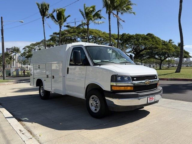 2025 CHEVROLET Express