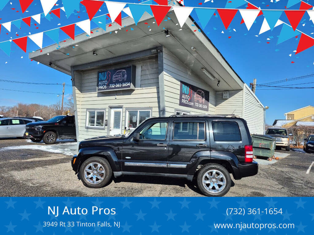 2012 JEEP Liberty