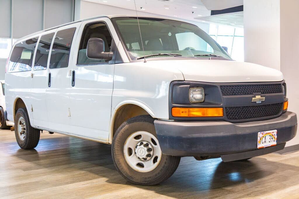 2015 CHEVROLET Express