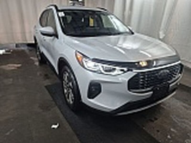 2025 FORD Escape