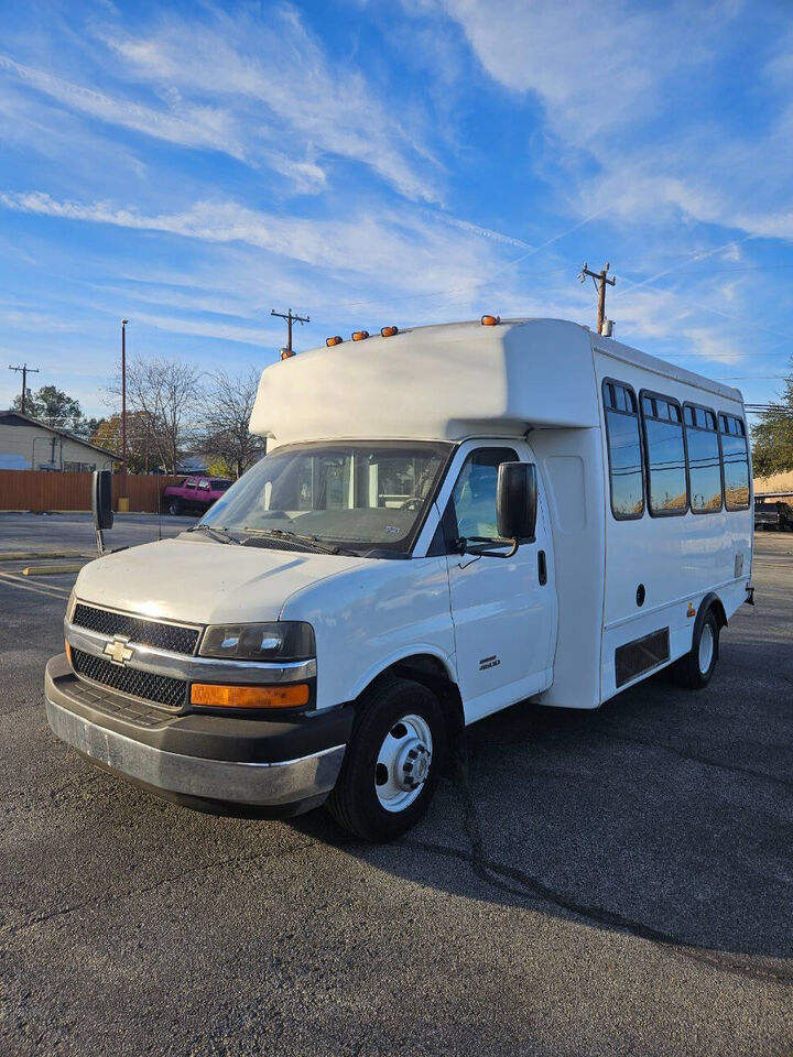 2012 CHEVROLET Express