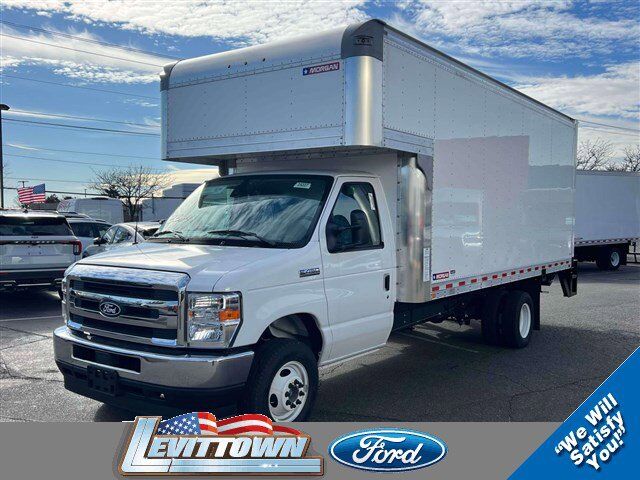 2026 FORD E-450