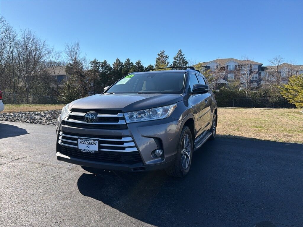 2018 TOYOTA Highlander