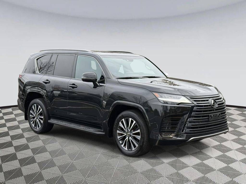 2022 LEXUS LX