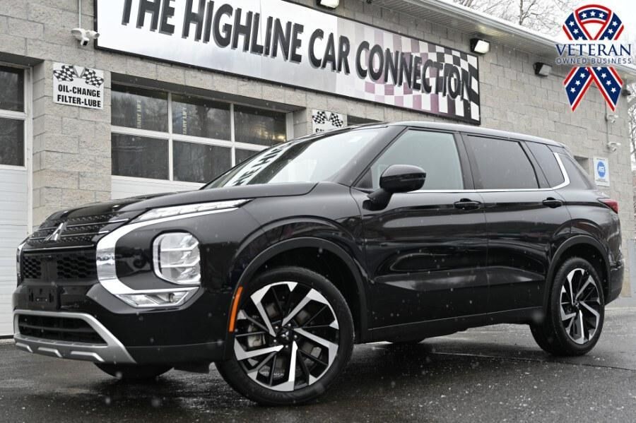 2024 MITSUBISHI Outlander