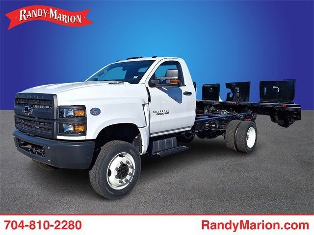 2024 GMC Silverado Medium Duty