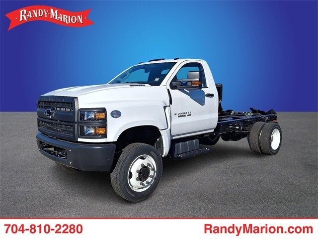 2024 GMC Silverado Medium Duty