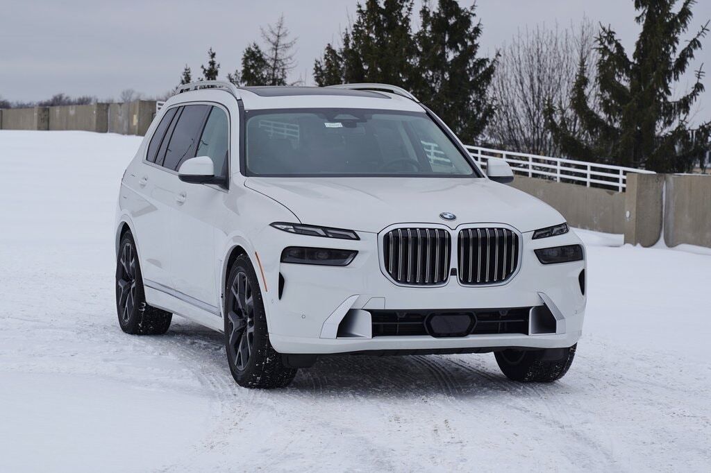 2026 BMW X7
