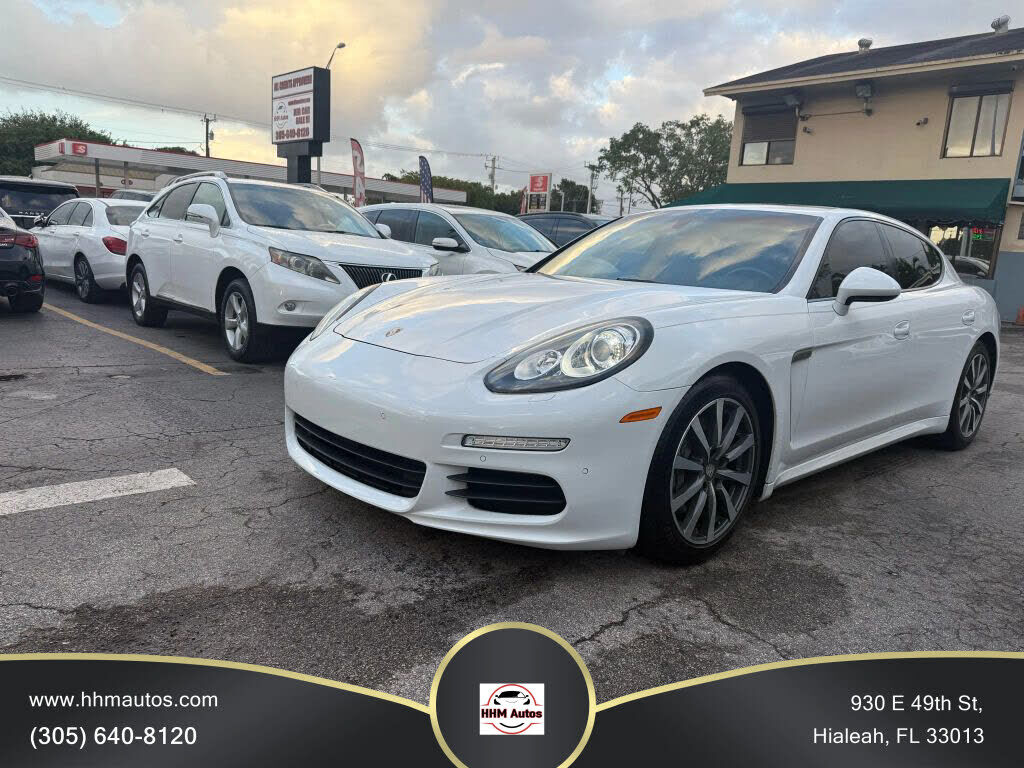 2015 PORSCHE Panamera