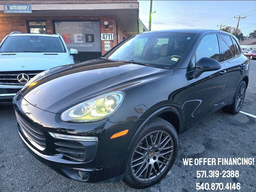 2017 PORSCHE Cayenne