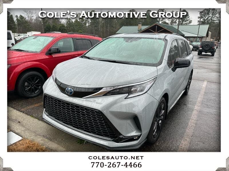 2024 TOYOTA Sienna