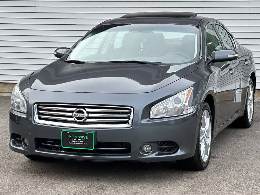 2012 NISSAN Maxima