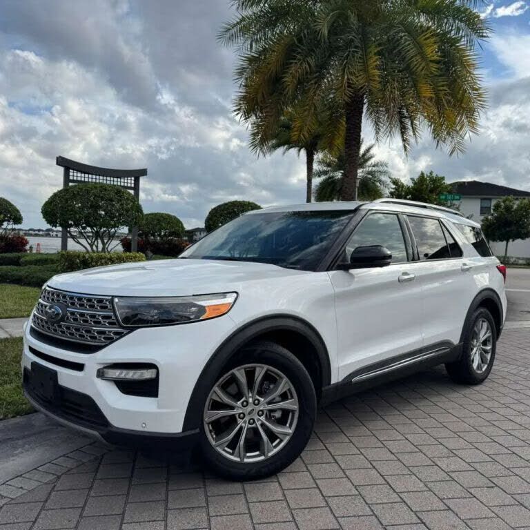 2020 FORD Explorer