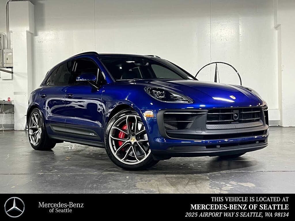 2024 PORSCHE Macan