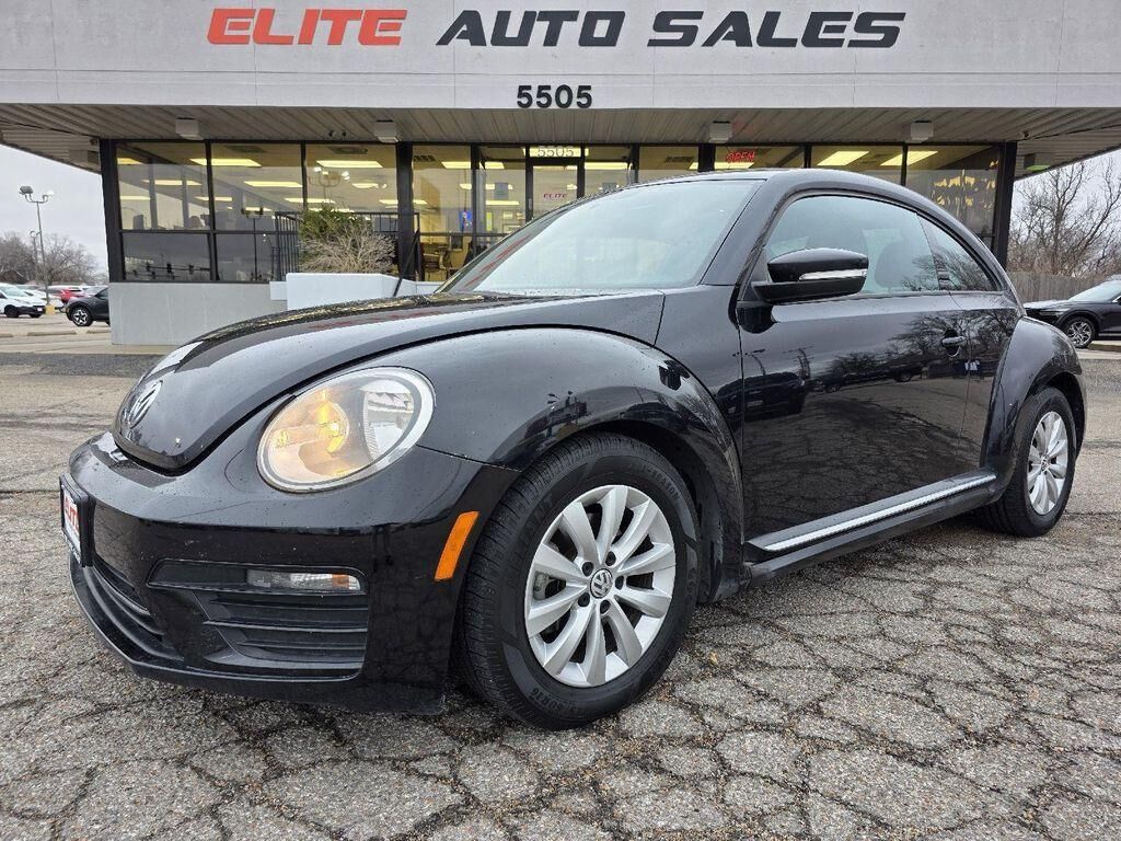 2019 VOLKSWAGEN Beetle