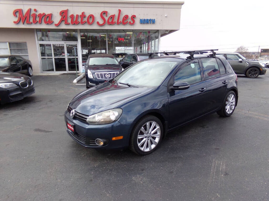 2013 VOLKSWAGEN Golf