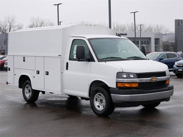 2025 CHEVROLET Express