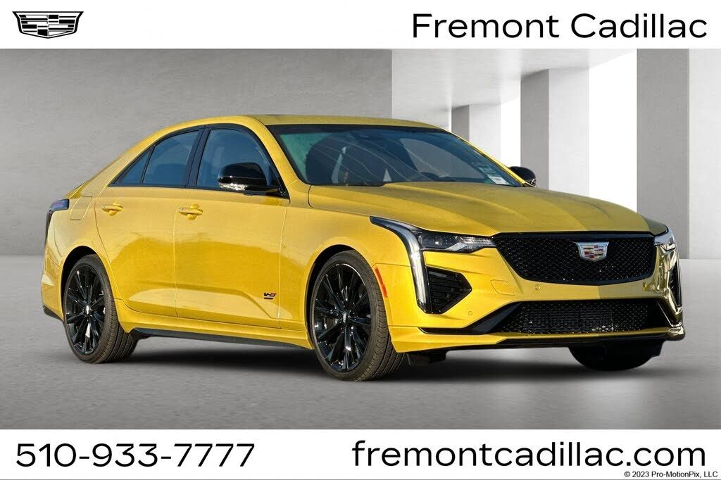 2025 CADILLAC CT4