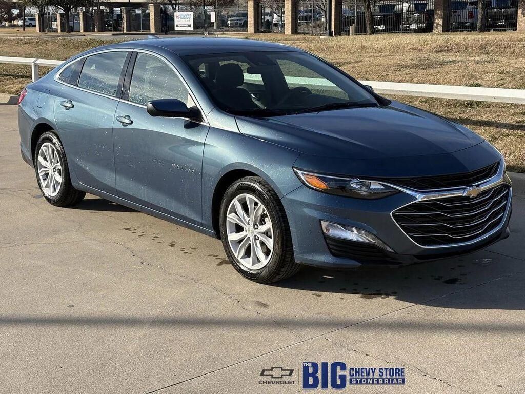 2025 CHEVROLET Malibu