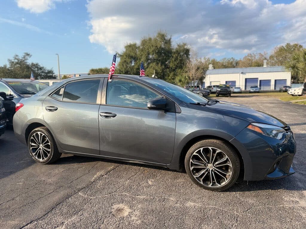 2015 TOYOTA Corolla