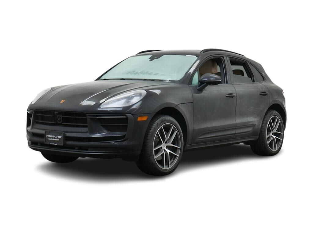 2025 PORSCHE Macan