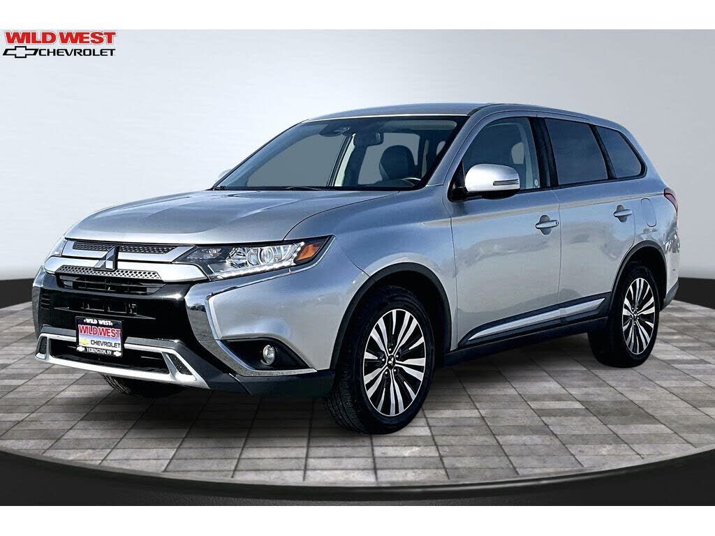 2020 MITSUBISHI Outlander