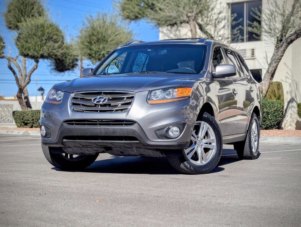 2011 HYUNDAI Santa Fe