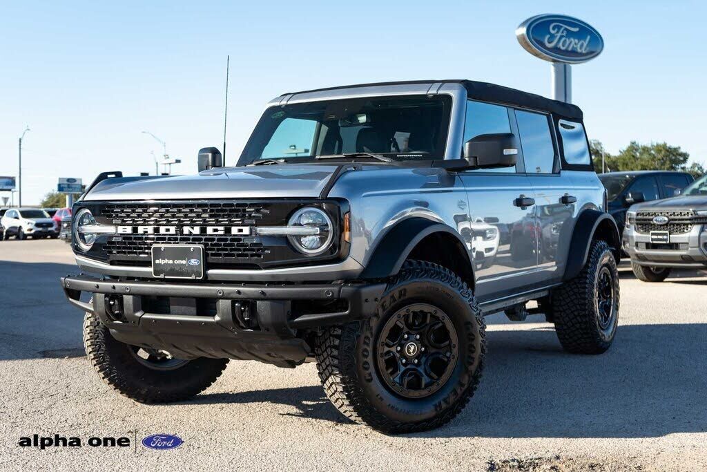 2024 FORD Bronco