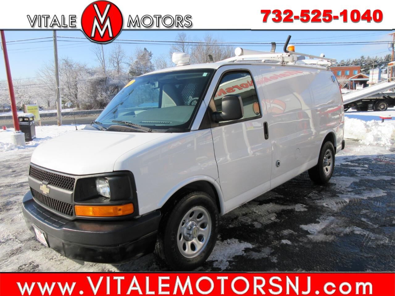 2013 CHEVROLET Express
