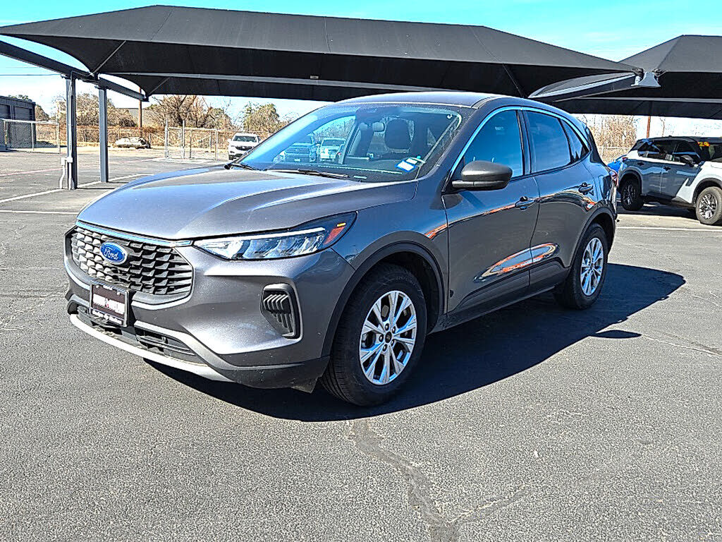 2024 FORD Escape